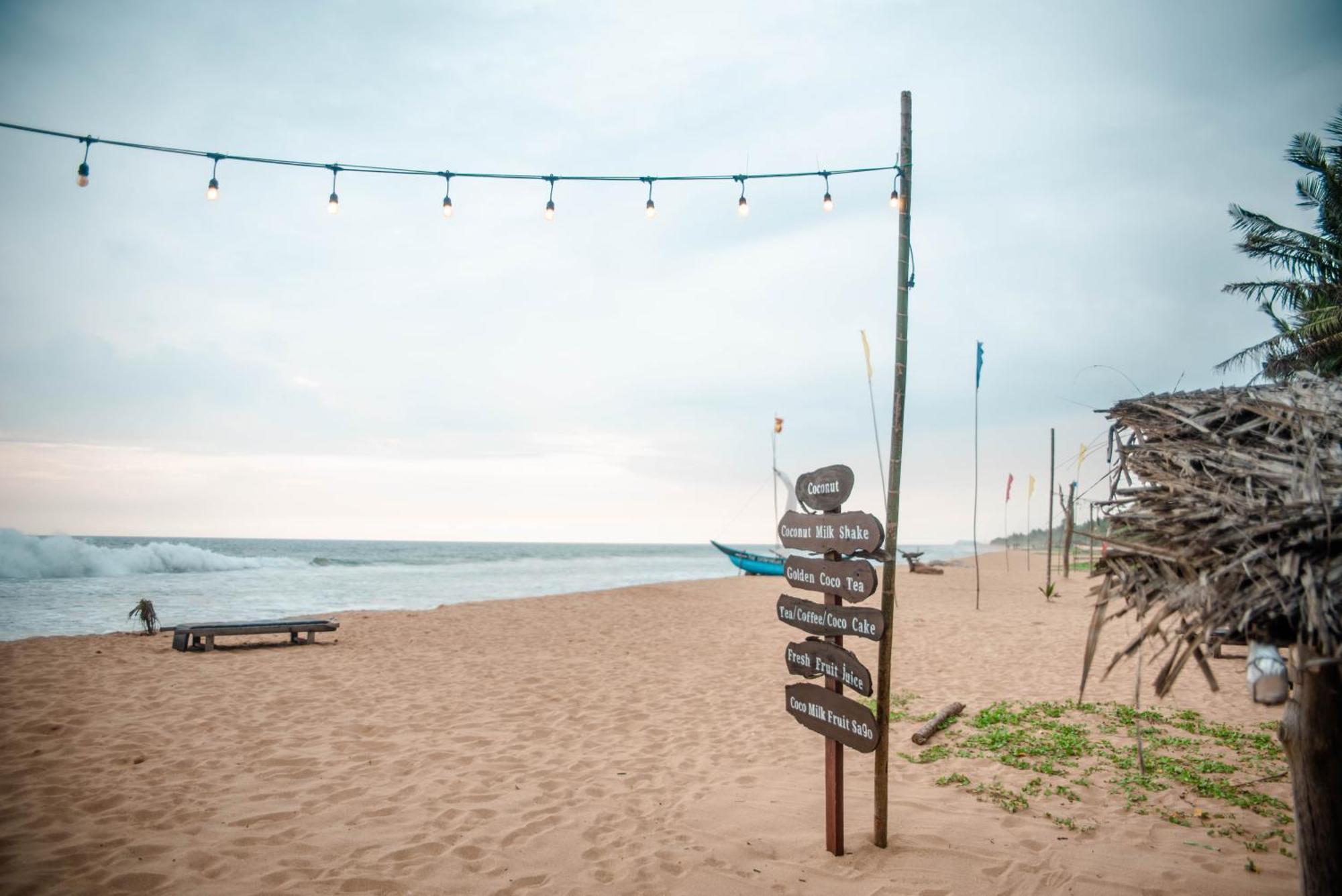 Sea Trails Bentota Hotel Exterior photo